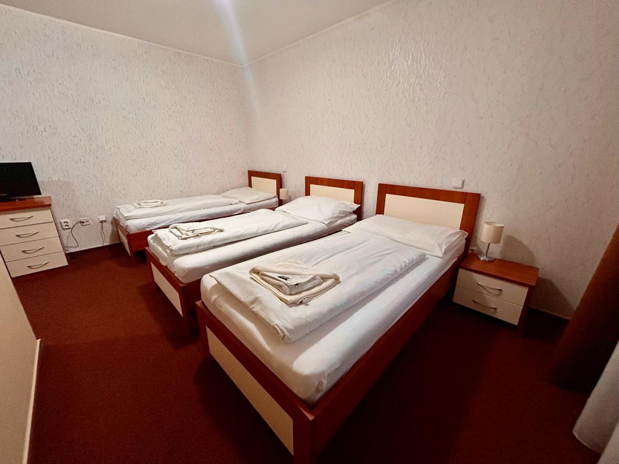 Hotel 21 Bratislava Exteriör bild